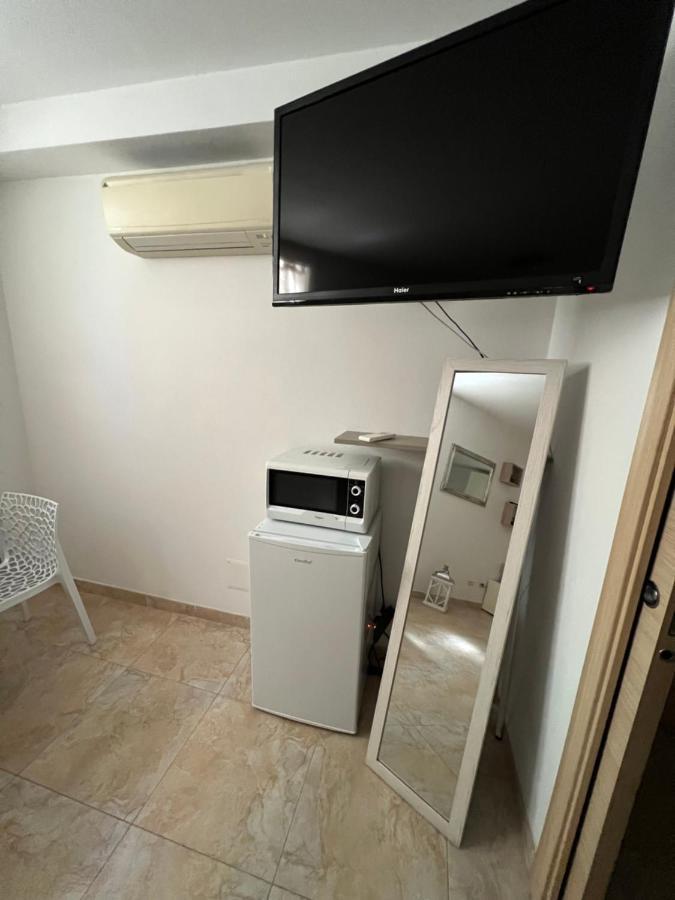 Rena Bianca House Hotel Porto Torres Bagian luar foto