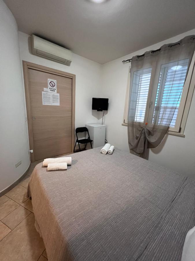 Rena Bianca House Hotel Porto Torres Bagian luar foto