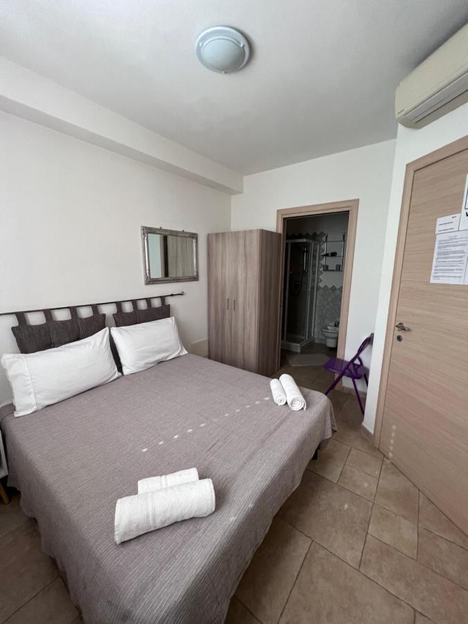 Rena Bianca House Hotel Porto Torres Bagian luar foto