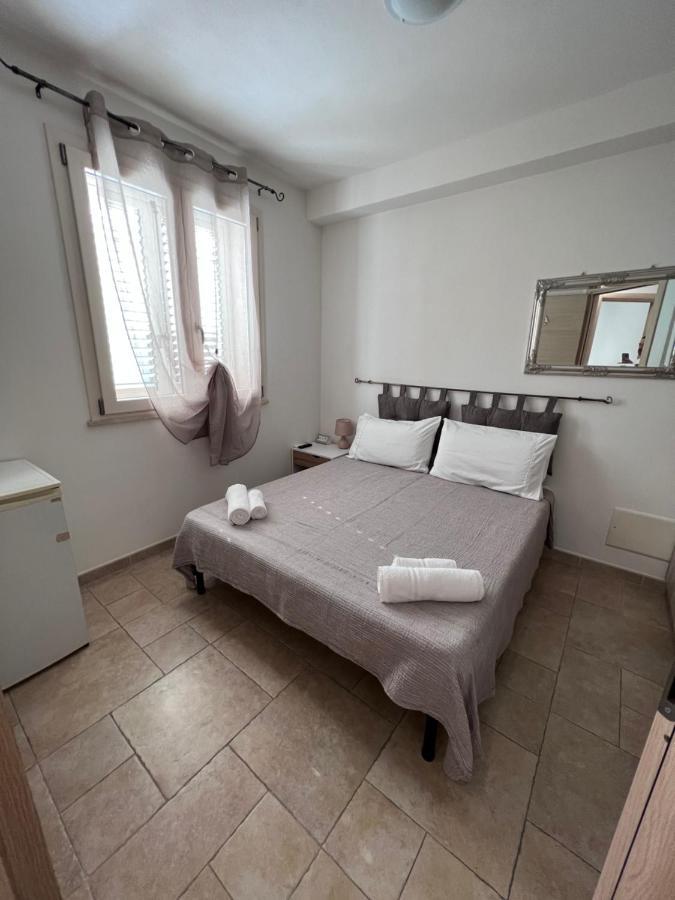Rena Bianca House Hotel Porto Torres Bagian luar foto